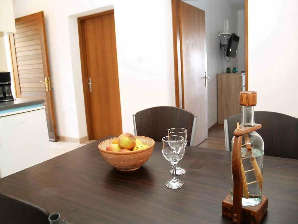 Apartment On The Beach Rovinj