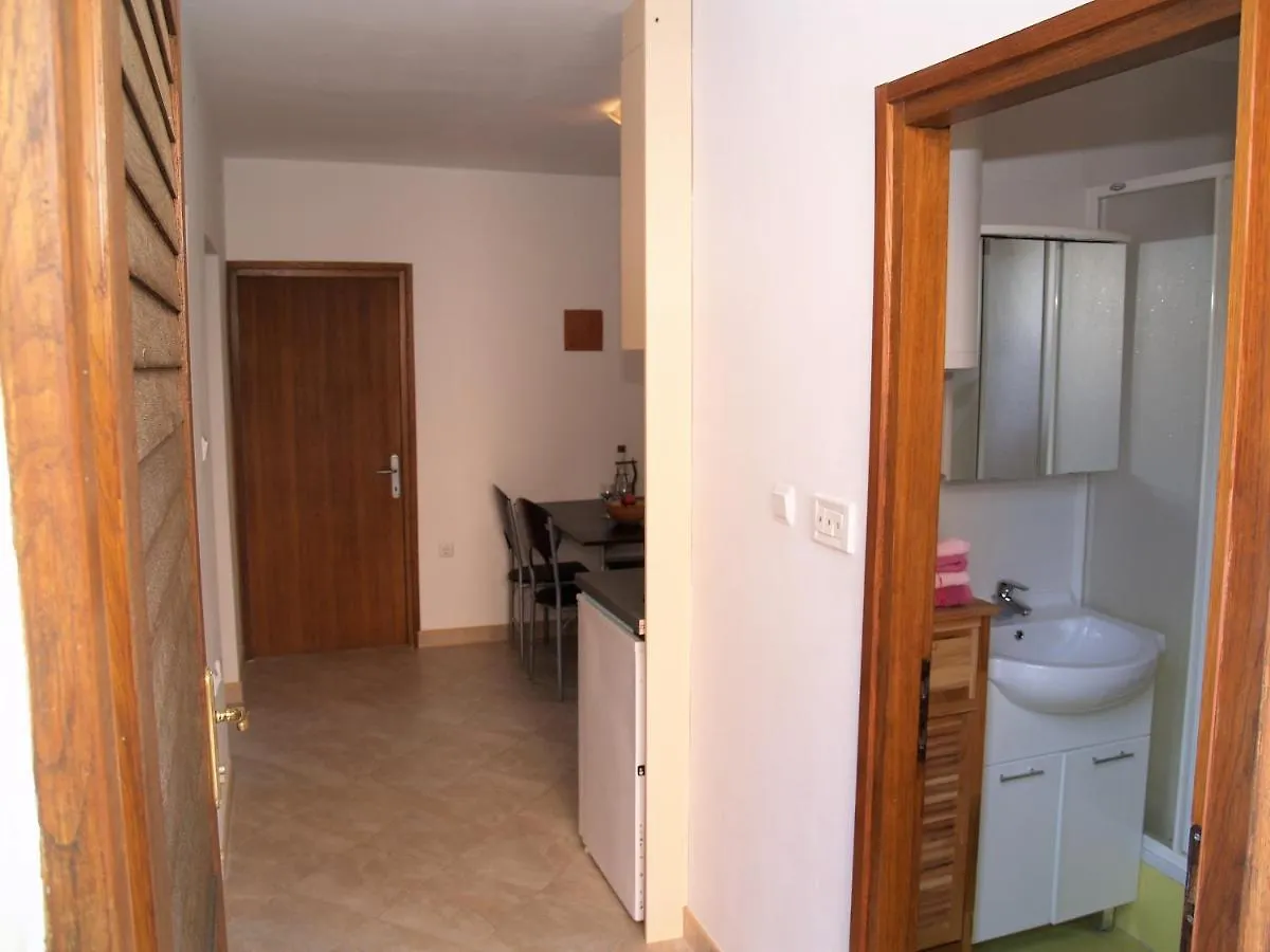Apartment On The Beach Rovinj